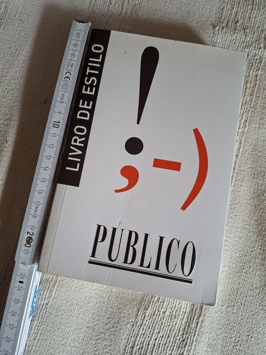 livro de Estilo do jornal Público