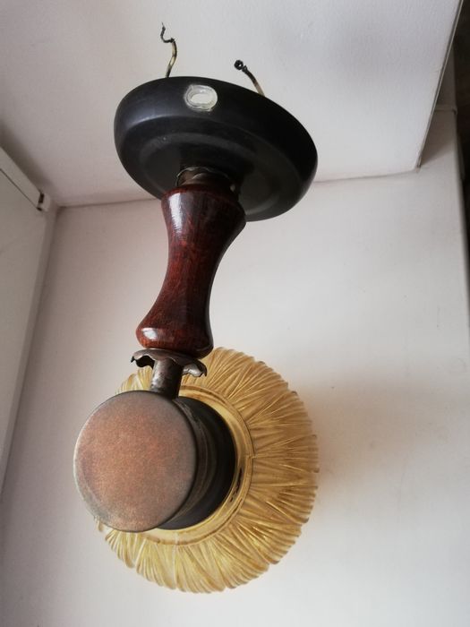 Настенный светильник