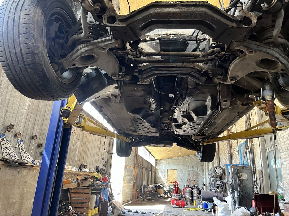 Продам кузов на ходовой mercedes w 140