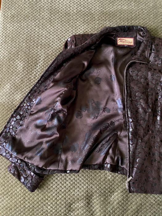 Кожанный пиджак в паетку коричневого цаета