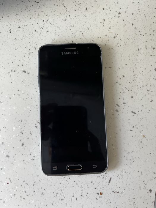 Samsung J3 (6)8gb