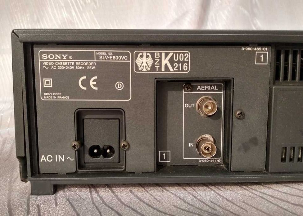 Відеомагнітофон Sony SLV-E800