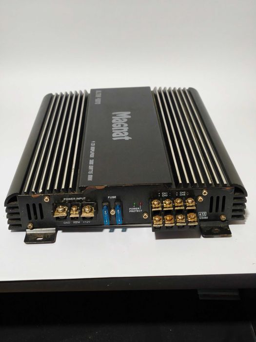 Amplificador Car Audio Magnat Ultra 4000 (1000W / 4 Canais)