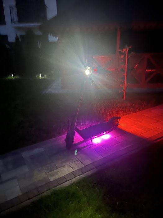 Електро самокат nine bot f65d