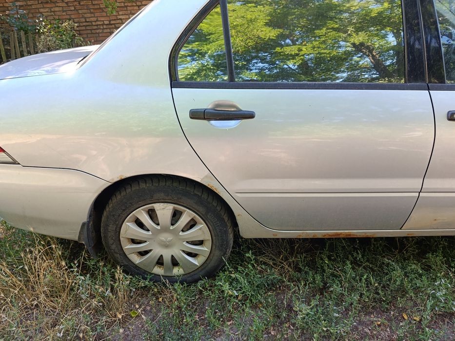 Mitsubishi Lancer  1.6 бензин, механіка