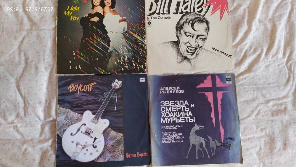 Грамплатівки із власної колекції (хіти) Бітлз, Бі-Джиз, Баккара, Квін