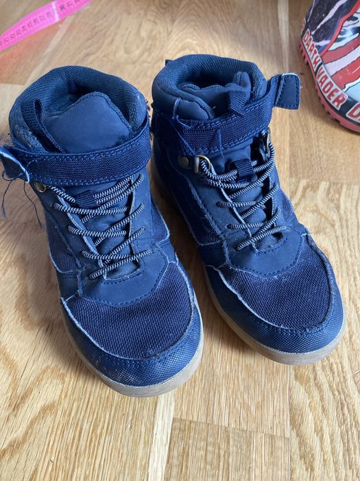 Buty trzewiki polbuty HM r.30 wkladka 20 cm