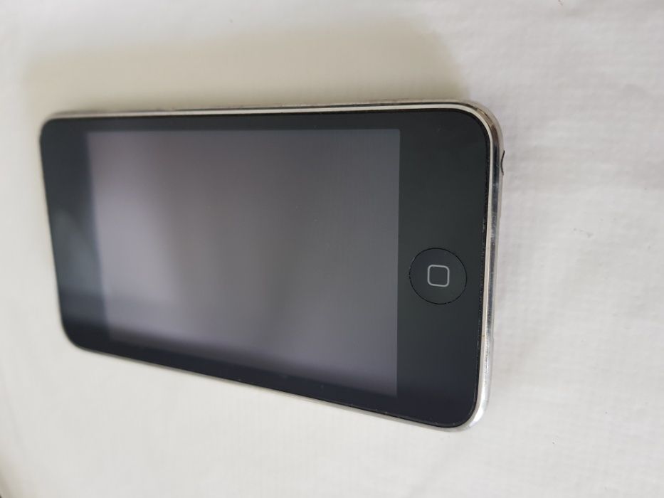 iPod Touch 32 GB, 3rd Generation63825211953795122