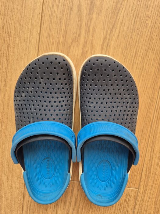 Klapki Crocs  LiteRide 2