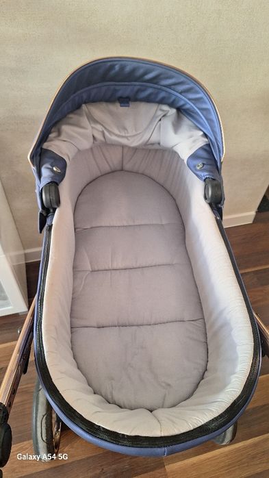 Wózek Junama plus fotelikiem Maxi Cosi