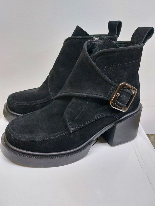 Ботинки зимние женские