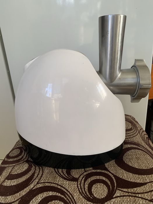 Мʼясорубка Gorenje MG 1500 TJW на деталі