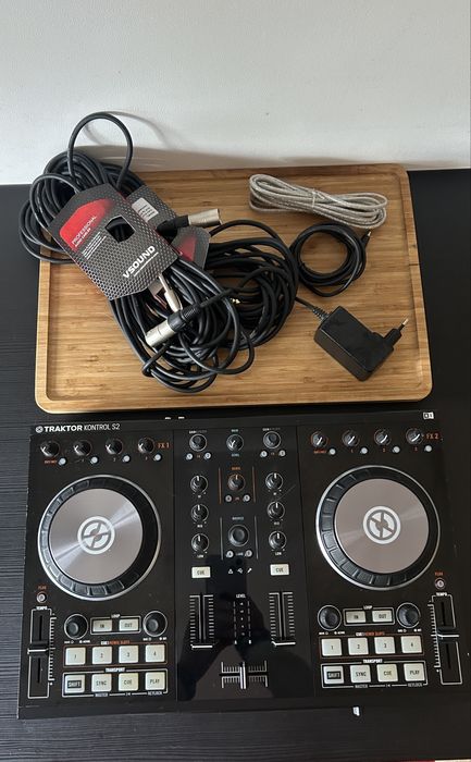Native Instruments Traktor Kontrol S2 MK2