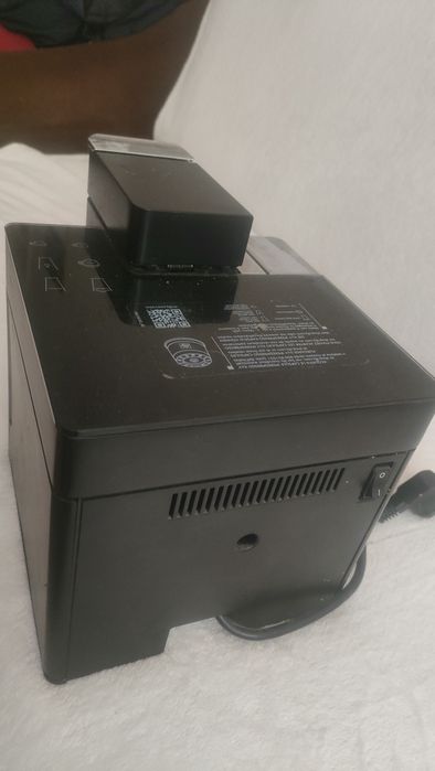 Dwa ekspresy DeLonghi nespresso i inny