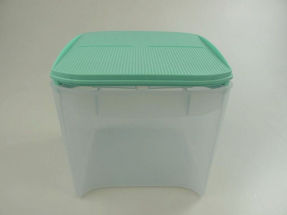 Tupperware Eidgenossen Plus z miętową pokrywką 3,4 litra na make cukie