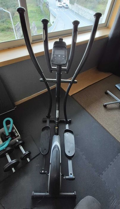 Bicicleta Eiiptica E- Essential 06 - Domyus