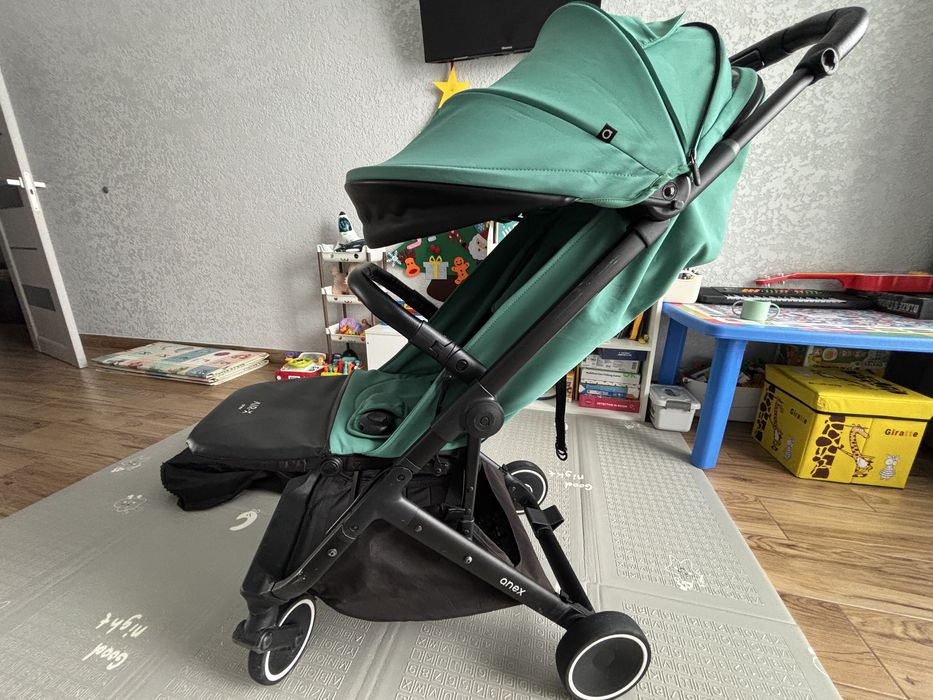 Прогулянковий візок Anex Air X