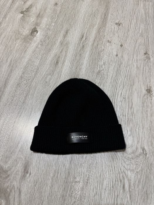 Шапка Givenchy оригінал