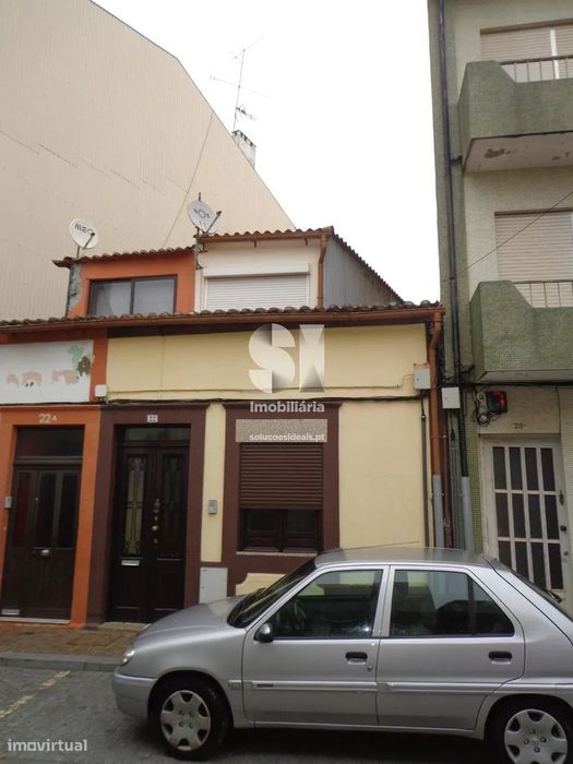 Moradia para Restaurar T5