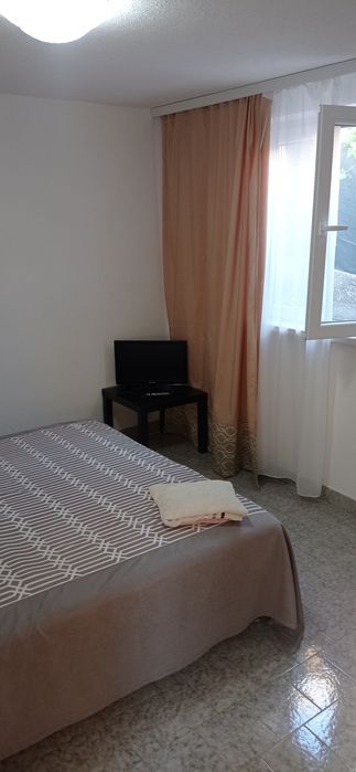 Сдам свой домик  в Черногории на берегу моря