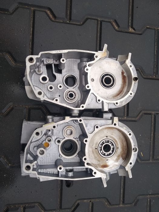 Kartery blok silnika etz 150 cześć z silnika