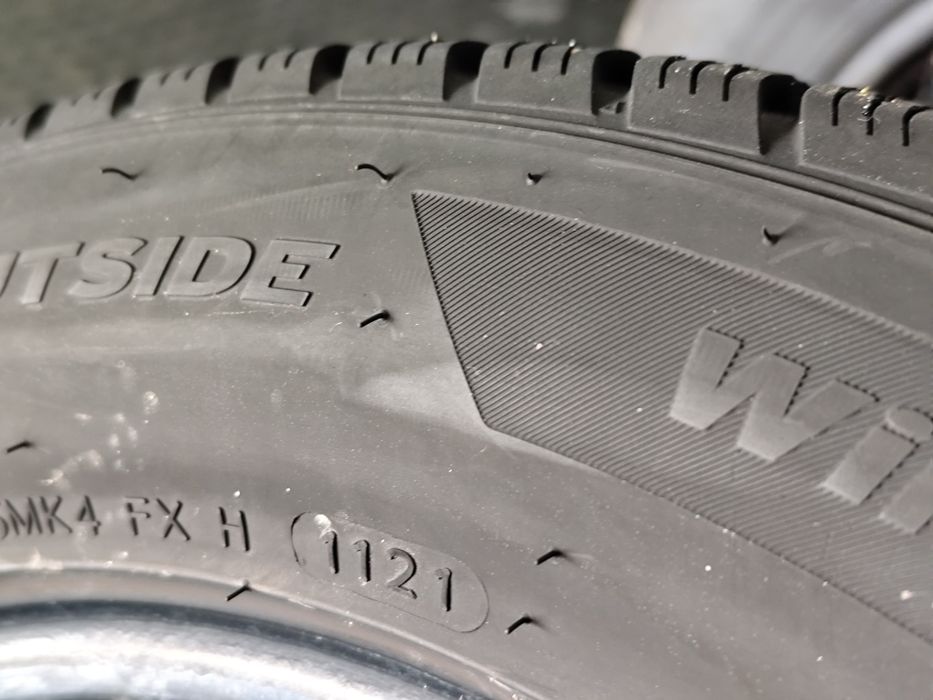 Резина, шины R-16 225/55 99H "Hankook"