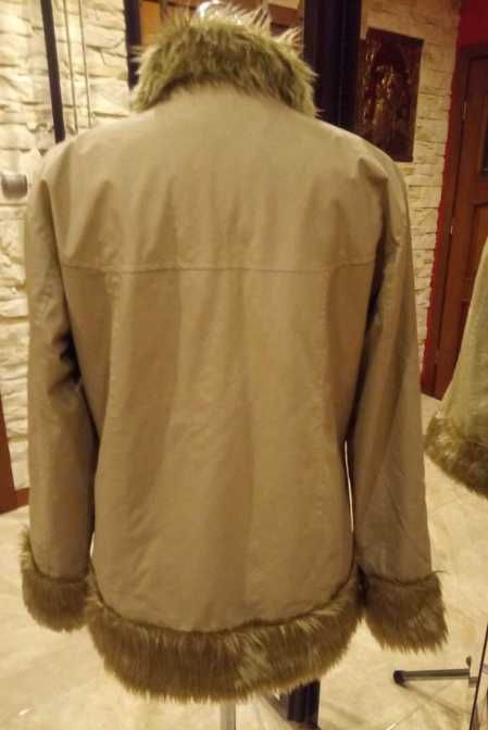 OKAZJA Super kurteczka. NOWA