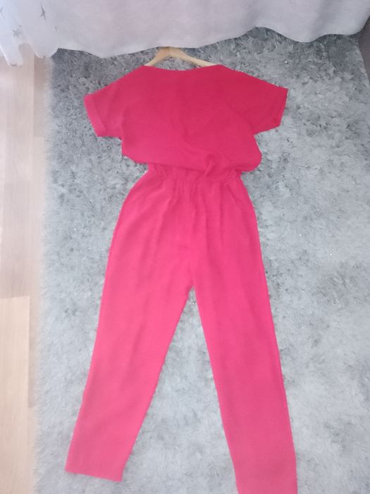 Elegancki kombinezon.