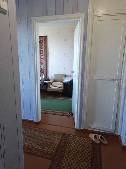 Продам 2 к. из. с видом на Днепр.