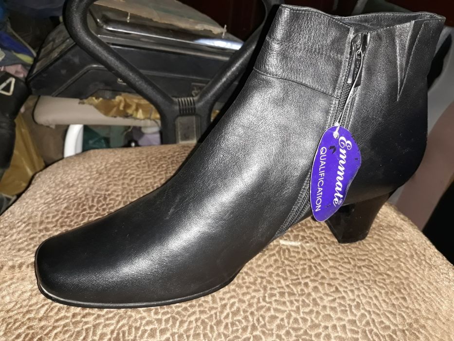 Продам женский полусапожки