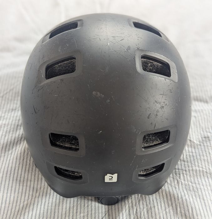 Capacete e luvas