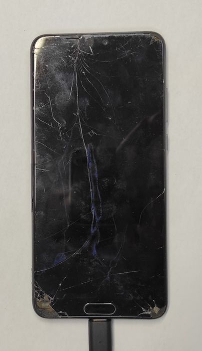 Smartphone Huawei P20 partido