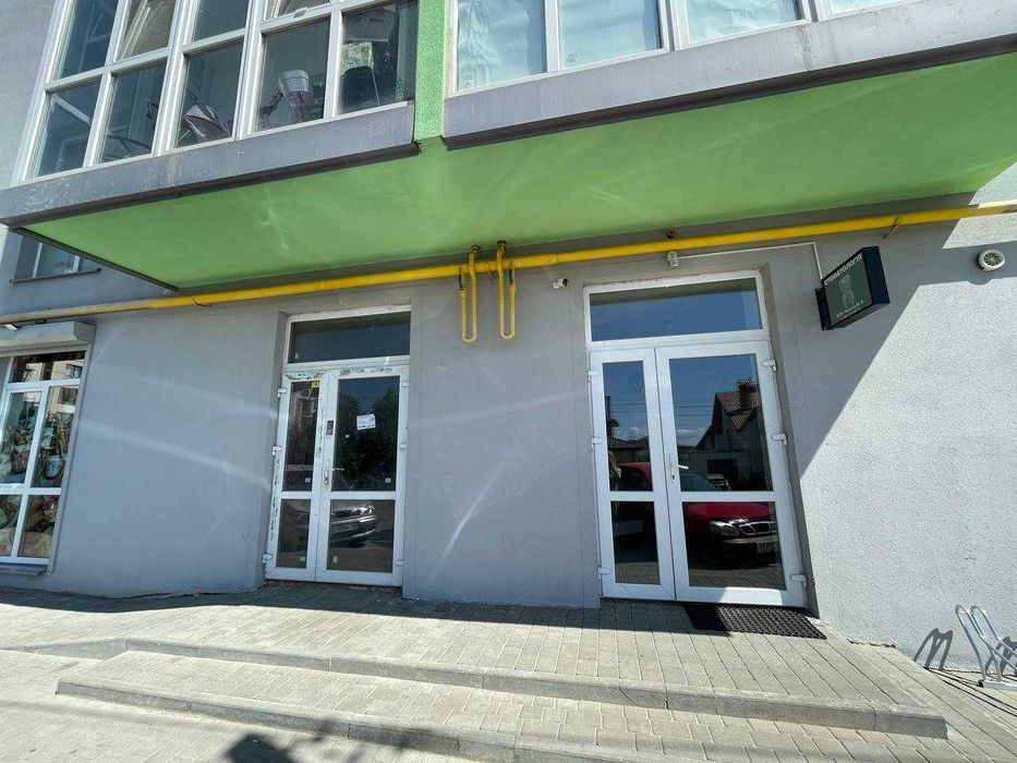 Продаж комерційного приміщення Винники 110 м.кв.
