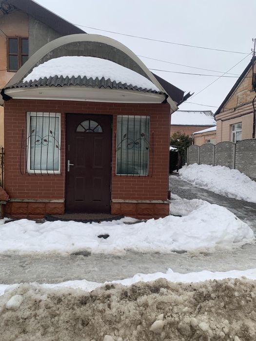 Продам 1-но кімнатну частину будинку