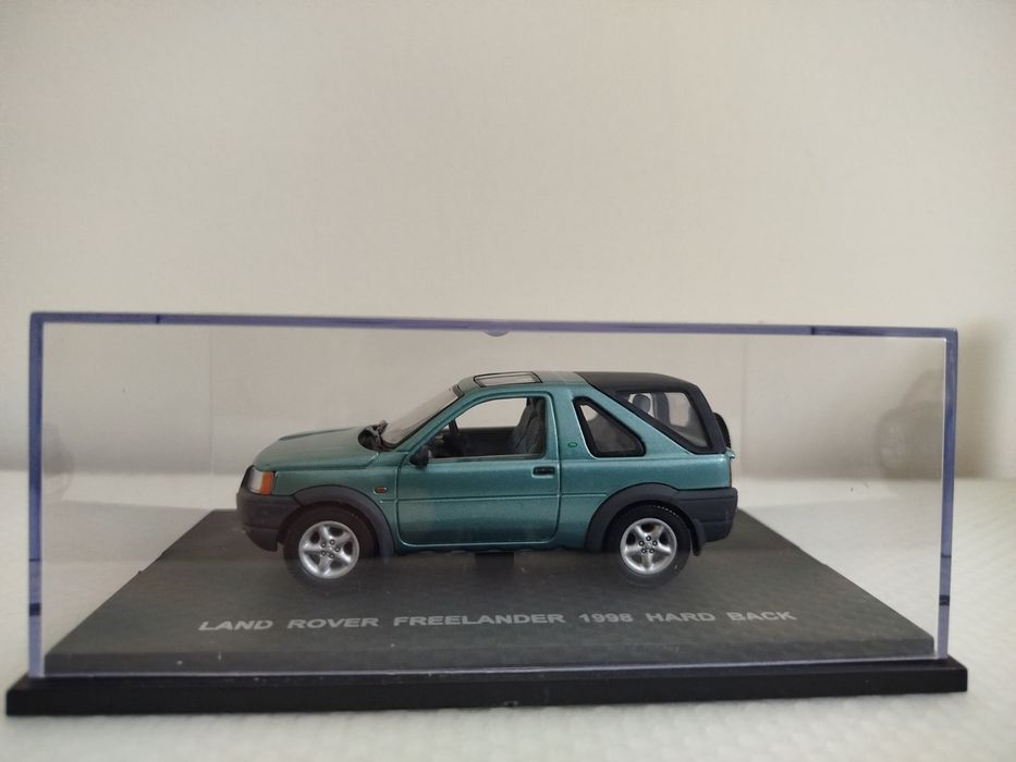 Miniatura Land Rover Freelander 1/43 Nova