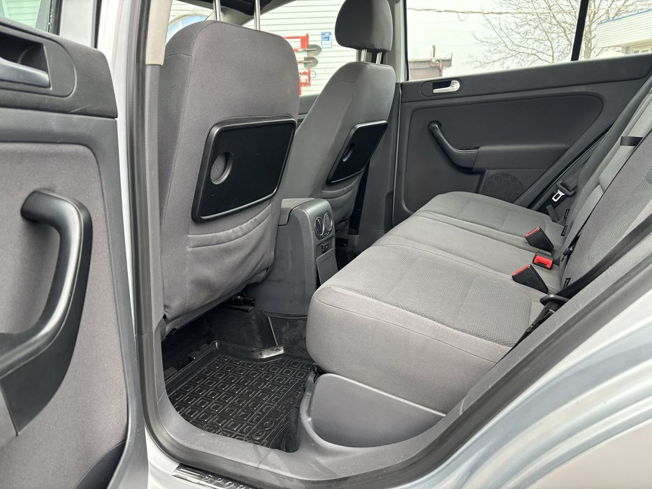 Volkswagen golf plus 1.6л