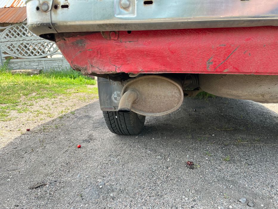 Продам BMW e30 316
