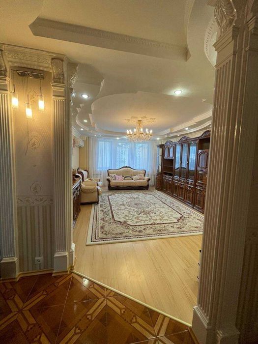Apartment in Kyiv - View 2