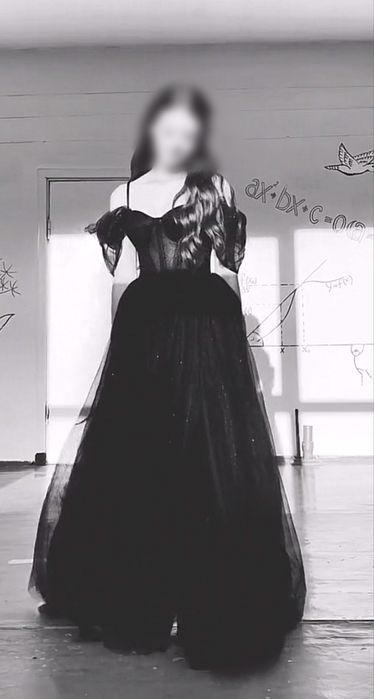 Продам випускну шикарну сукню