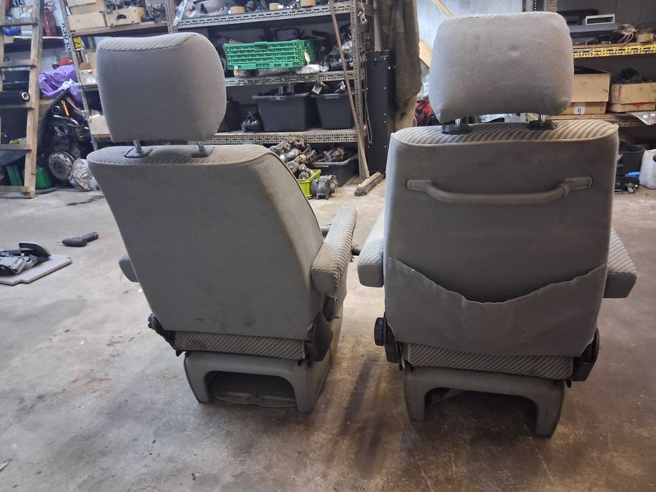 vw t4 fotele przednie kapitańskie l i p komplet