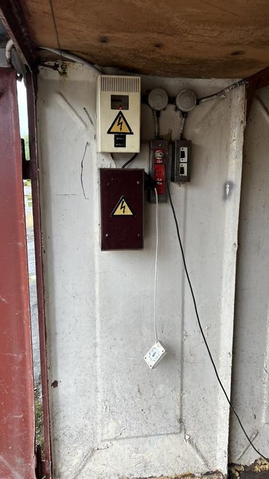 Продам металевий гараж. Торг!