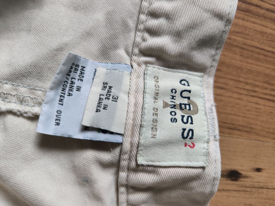Guess szorty męskie cargo 31 beż kremowe lato