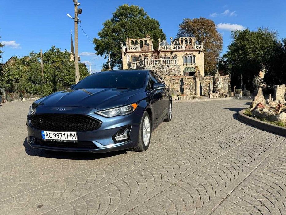 Ford Fusion 2018 VIN 3FA6P0SU1KR155008 фото оголошення 10 з 21