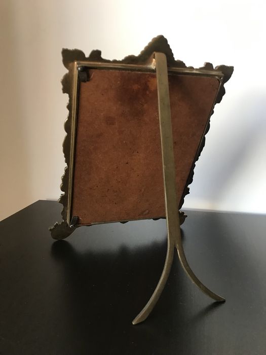 Moldura muito antiga