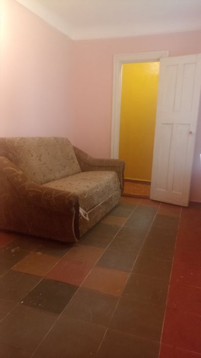 Продам 2 комнатную квартиру