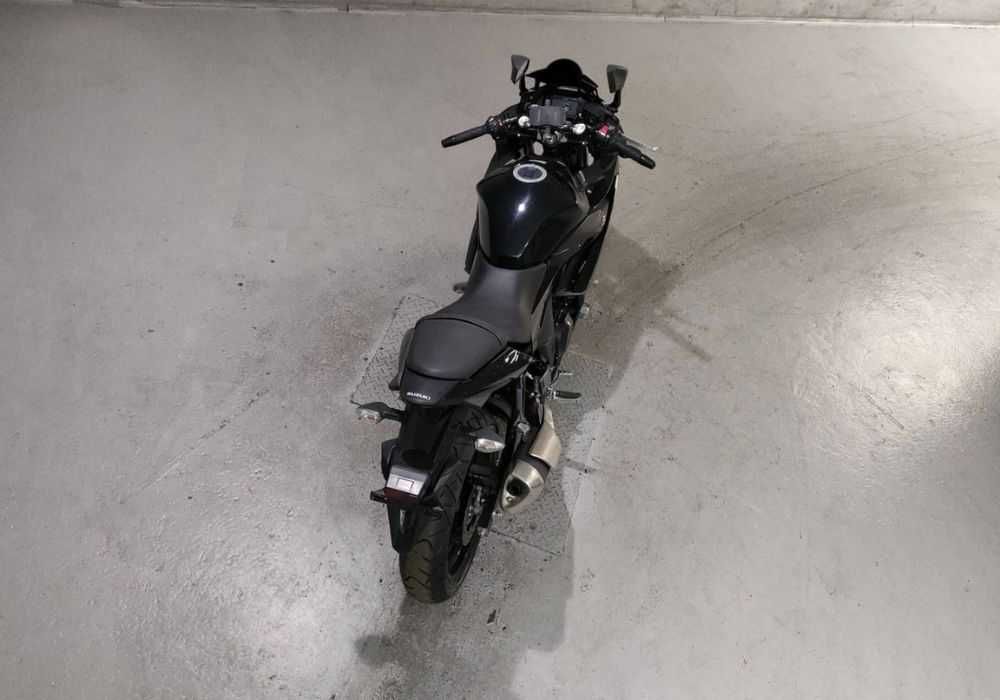 SUZUKI  GSX250R 2022 року