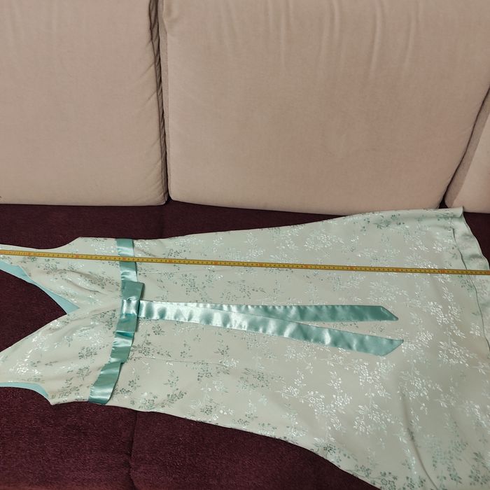 Sukienka seledynowa rozm L