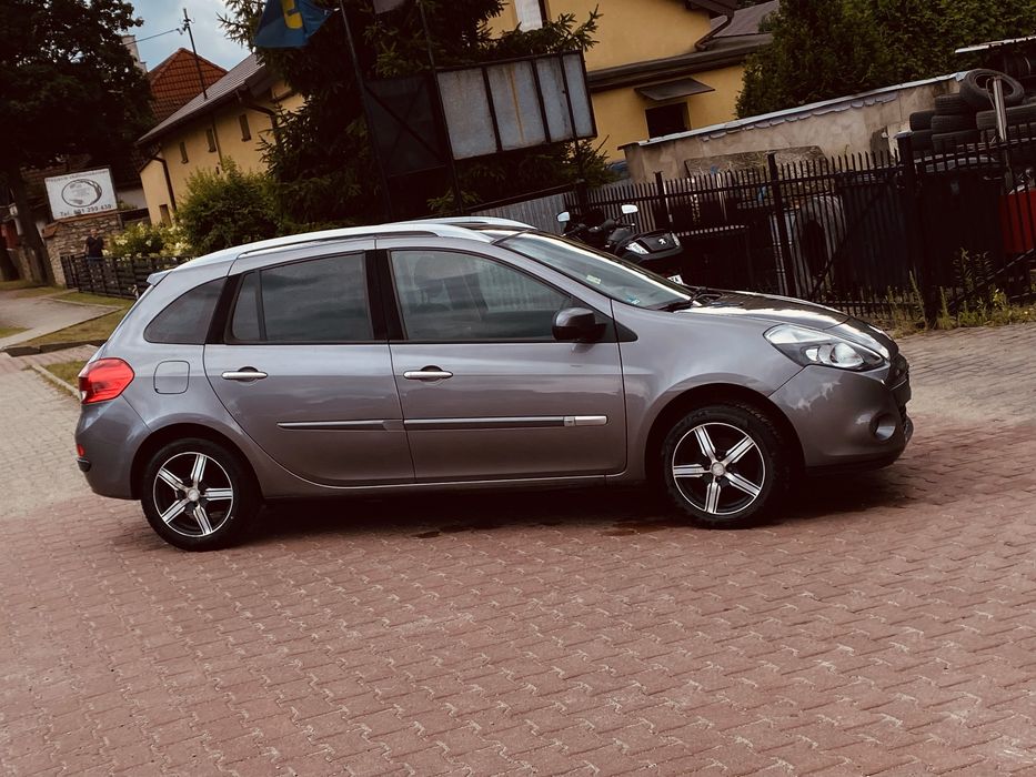 Renault Clio kombi 1.2 nawigacja alusy  zadbany