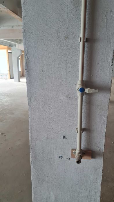 Аренда под склад или чистое про-во 352 м2 с рампой на Котлова 210