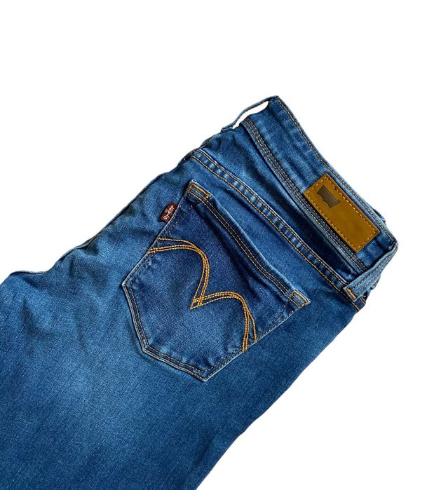 Levi's Demi Curve W27/L32, stan bardzo dobry